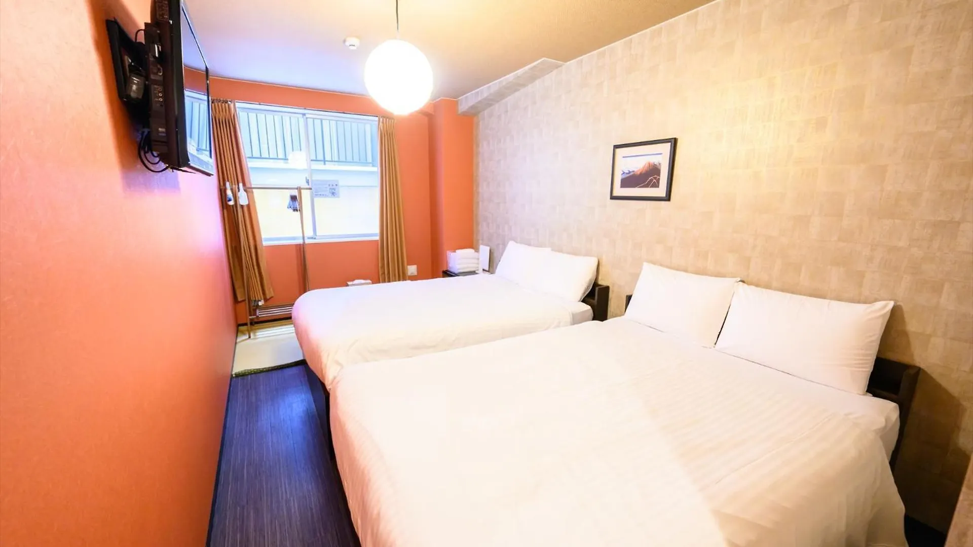 אכסניה Hiroshima Wabisabi Hotel - 市内中心部のリーズナブルホテル - 電停近く移動に便利 - Low Price And Super Convenient To Get Around, Despite Being In The Center Of City